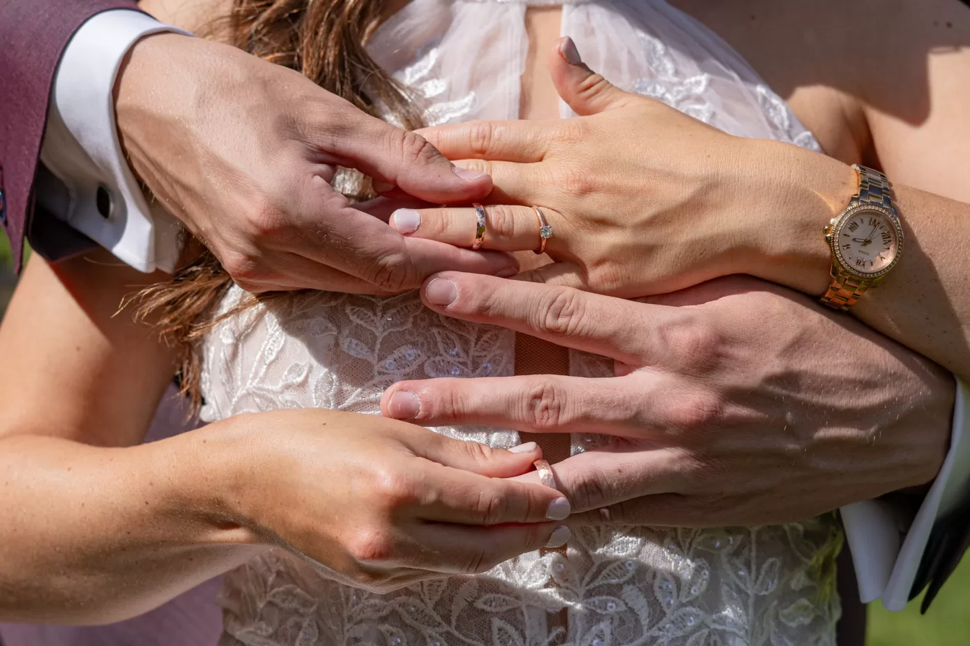 Eheringe – Detailaufnahme einer Hochzeit